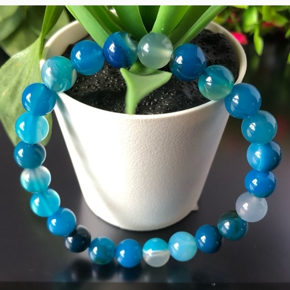 Jewelry - Blue Stripes Agate 8mm Natural Stone Beads stretchable Bracelet